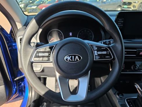 Used 2021 Kia Seltos LX AWD/4WD image 14