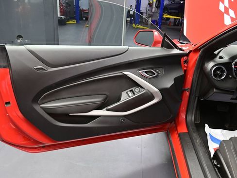 Used 2020 Chevrolet Camaro LT image 12