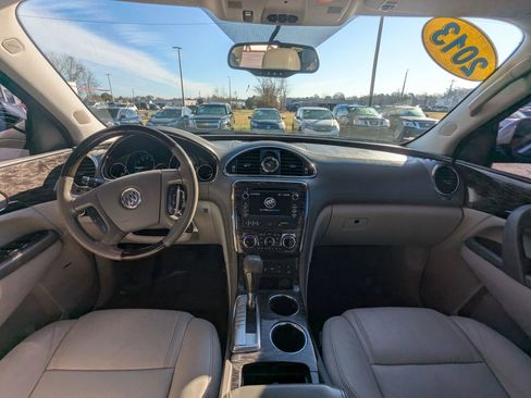 Used 2013 Buick Enclave Premium image 13