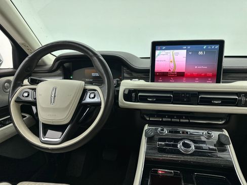 Used 2021 Lincoln Aviator Black Label Grand Touring w/ Class IV Trailer Tow Package image 5