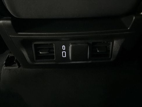 Used 2022 Chevrolet Silverado 1500 LT image 19