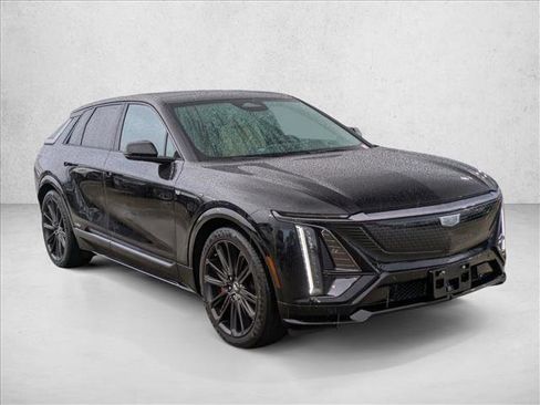 Used 2026 Cadillac Lyriq V image 3