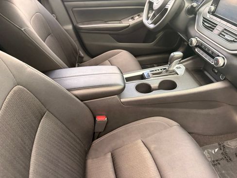 Certified 2023 Nissan Altima 2.5 S FWD image 12