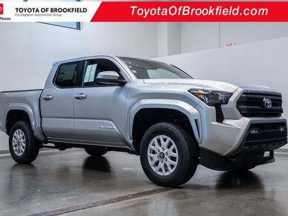 New 2025 Toyota Tacoma SR5