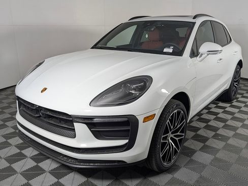 New 2026 Porsche Macan AWD/4WD image 1