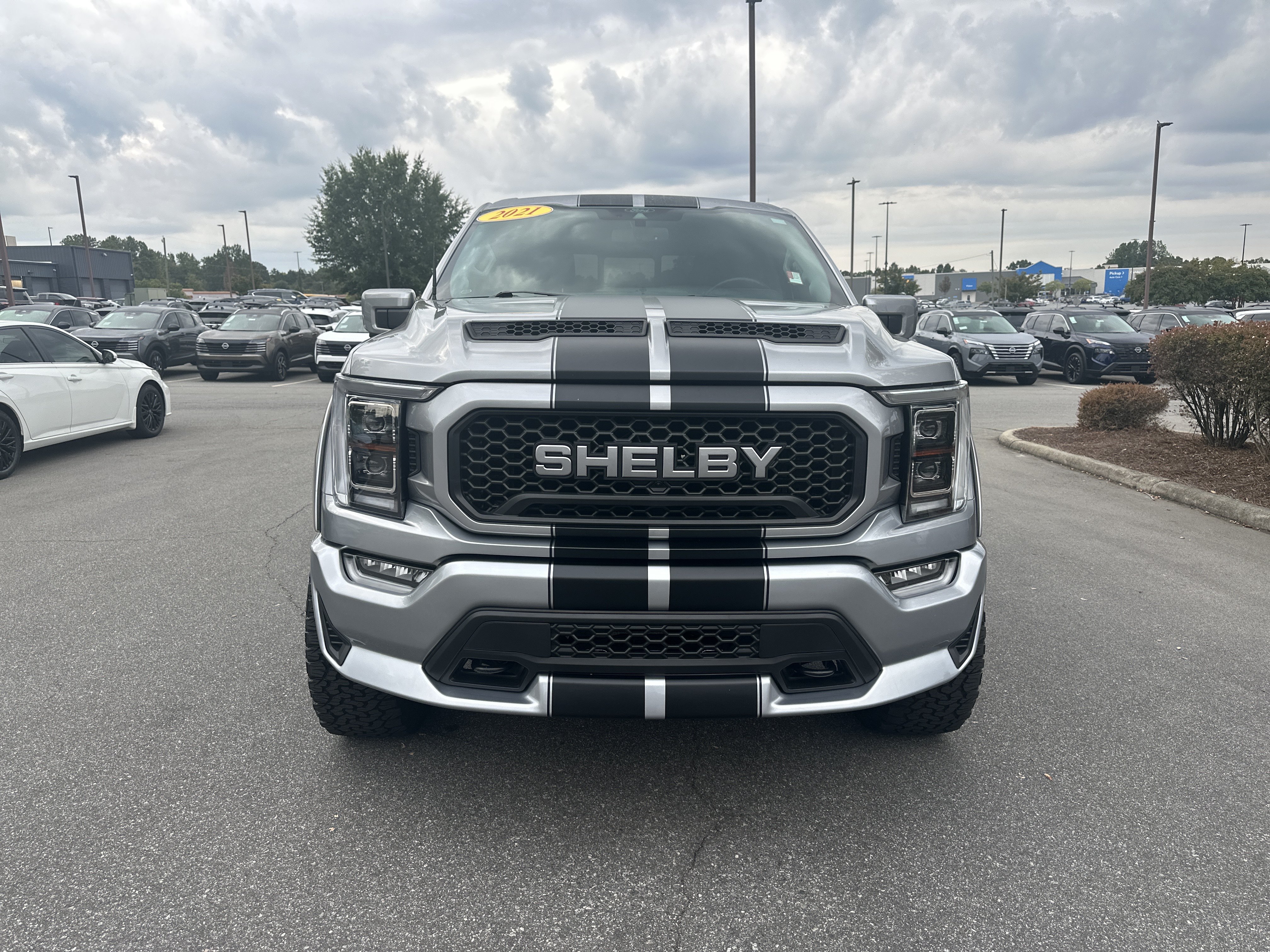 Used 2021 Ford F150 Lariat w/ Equipment Group 502A High AWD/4WD image 2