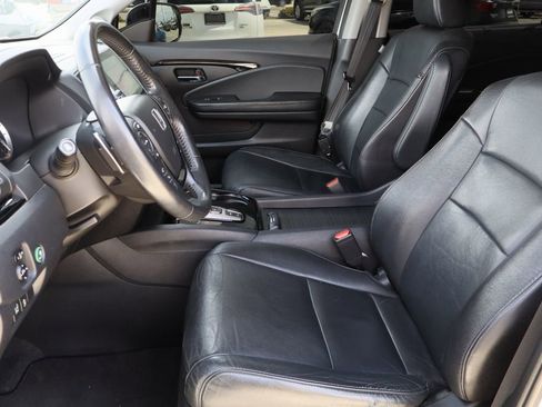Used 2018 Honda Pilot Touring image 21