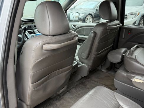 Used 2010 Honda Odyssey EX-L image 21