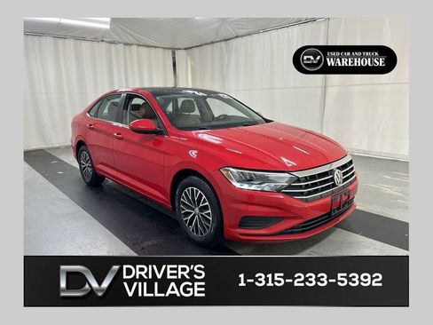 Used 2019 Volkswagen Jetta SE FWD image 1