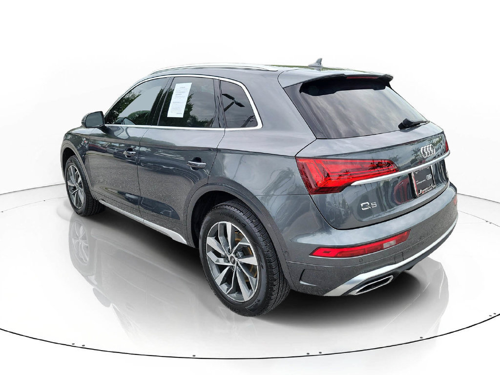 Certified 2023 Audi Q5 2.0T Prestige AWD/4WD image 3