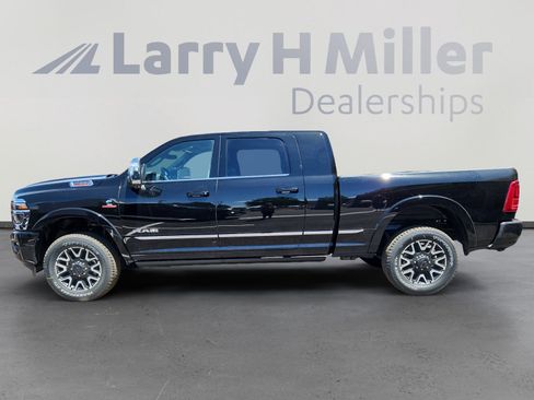 New 2025 RAM 2500 Limited image 2