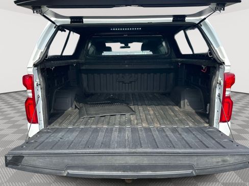 Used 2022 Chevrolet Silverado 1500 Custom w/ Safety Confidence Package AWD/4WD image 31