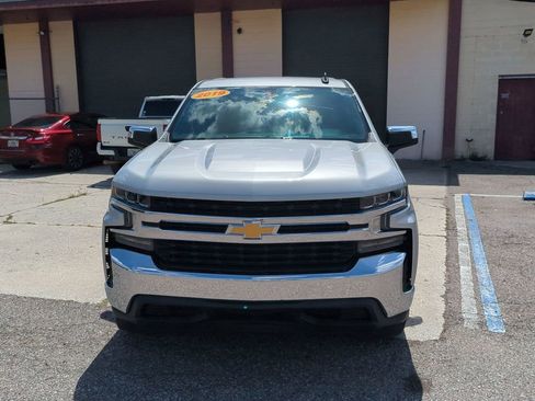 Used 2019 Chevrolet Silverado 1500 LT RWD image 3