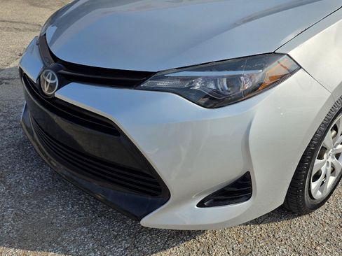 Used 2017 Toyota Corolla LE FWD image 34