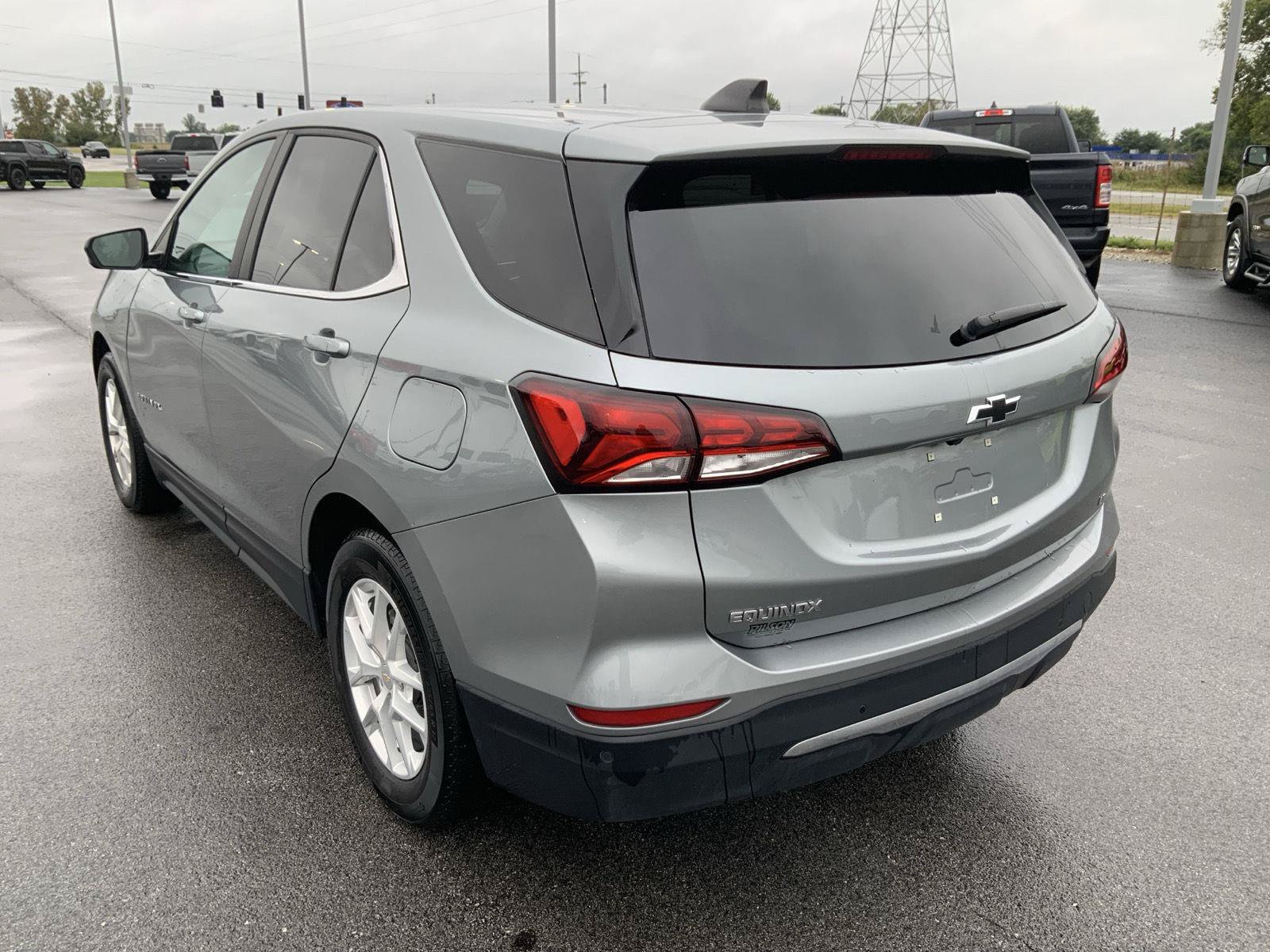 Used 2024 Chevrolet Equinox LT FWD image 8