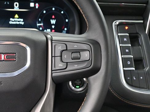 Used 2023 GMC Yukon AT4 image 16