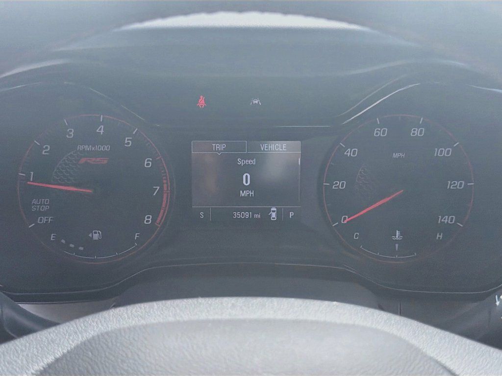 Used 2025 Chevrolet Trax RS w/ Driver Confidence Package FWD image 39
