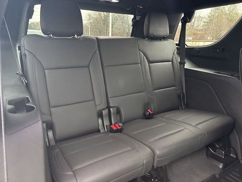 Used 2021 Chevrolet Tahoe Z71 w/ Luxury Package image 19