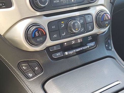 Used 2019 GMC Yukon Denali AWD/4WD image 23
