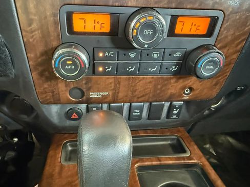 Used 2009 Nissan Titan LE w/ LE Max Utility Pkg RWD image 21