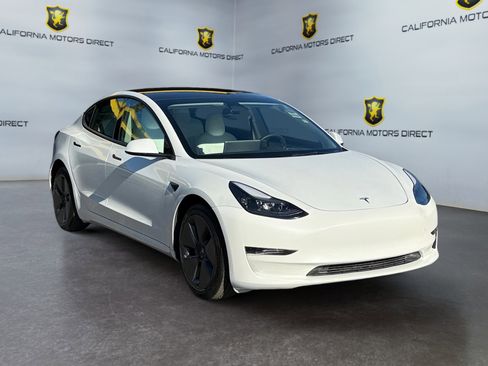 Used 2023 Tesla Model 3 Standard Range image 7