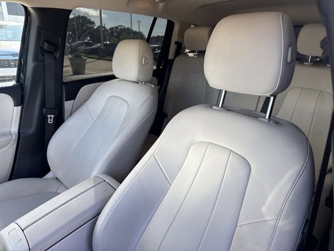 Used 2020 Mercedes-Benz GLB 250 image 29