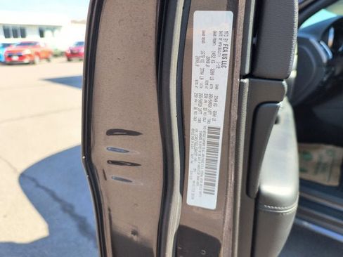 Used 2018 Jeep Grand Cherokee Altitude AWD/4WD image 32