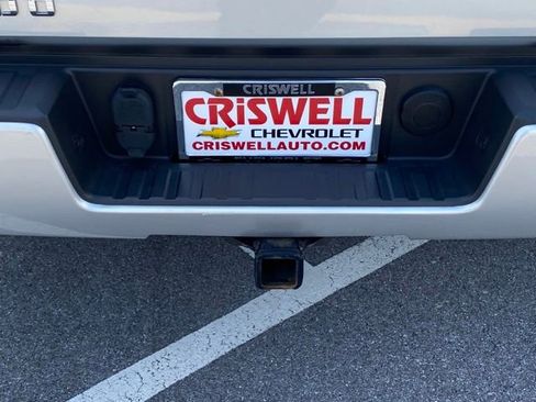Used 2019 Chevrolet Silverado 1500 Custom w/ Custom Convenience Package AWD/4WD image 31