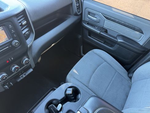 Used 2021 RAM 3500 Big Horn image 33