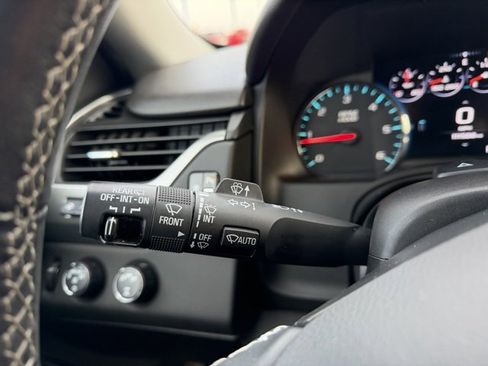 Used 2018 Chevrolet Tahoe Premier image 25