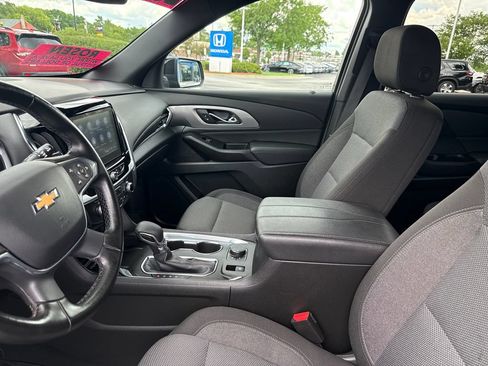 Used 2023 Chevrolet Traverse LT AWD/4WD image 13