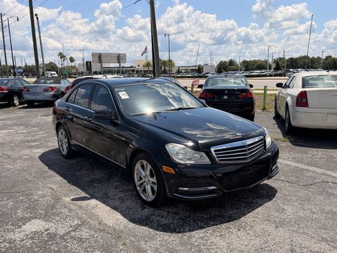 Used 2013 Mercedes-Benz C 250 Sedan image 2