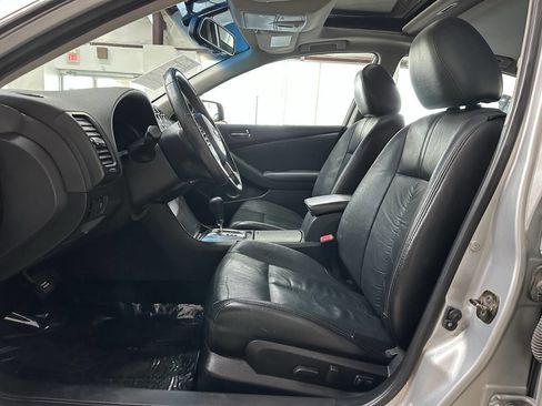 Used 2010 Nissan Altima 2.5 SL w/ SL Pkg image 11