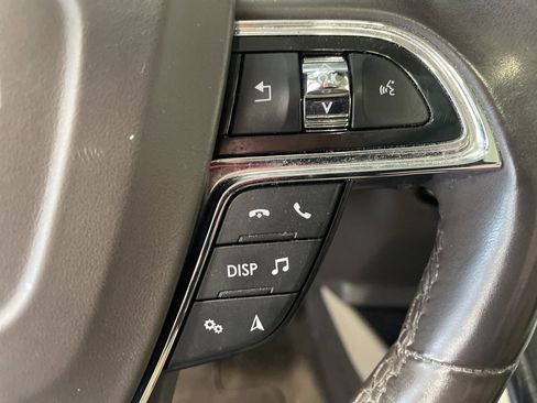 Used 2023 Lincoln Nautilus Reserve w/ Monochromatic Package image 25