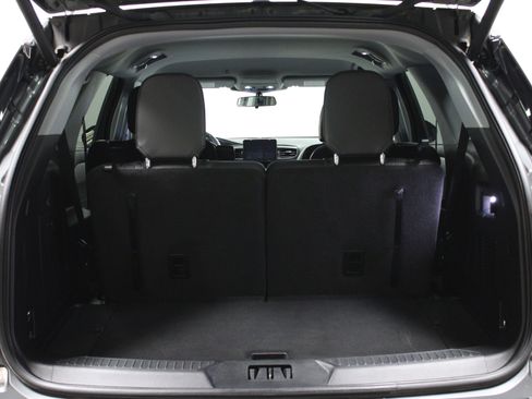 Used 2023 Ford Explorer XLT w/ Equipment Group 202A image 15