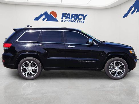 Used 2019 Jeep Grand Cherokee Overland AWD/4WD image 7