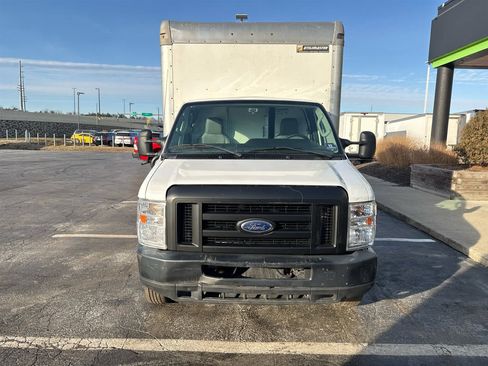 Used 2019 Ford E-350 and Econoline 350 Super Duty image 4