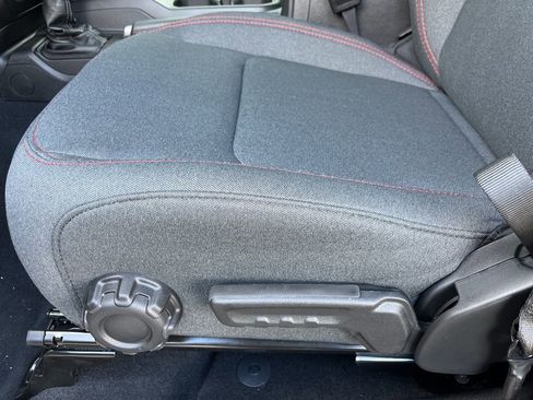 New 2026 Jeep Gladiator Rubicon w/ Steel Power Dome Hood Package AWD/4WD image 29