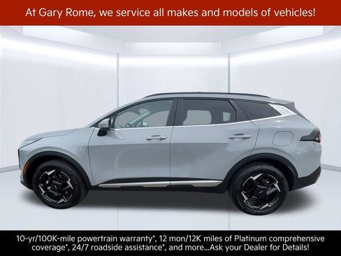 Certified 2026 Kia Sportage EX w/ EX Panorama Roof Package AWD/4WD image 6