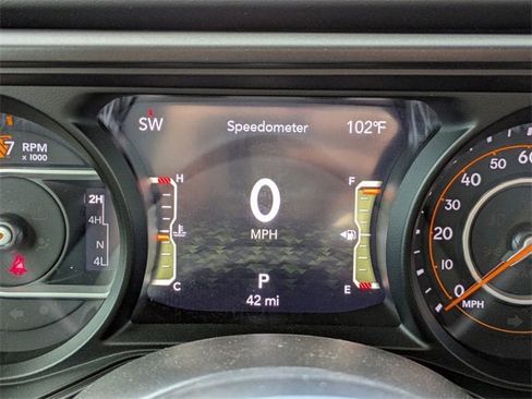 New 2025 Jeep Gladiator Sport image 27