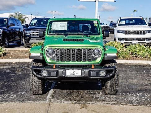 New 2026 Jeep Gladiator Mojave image 3