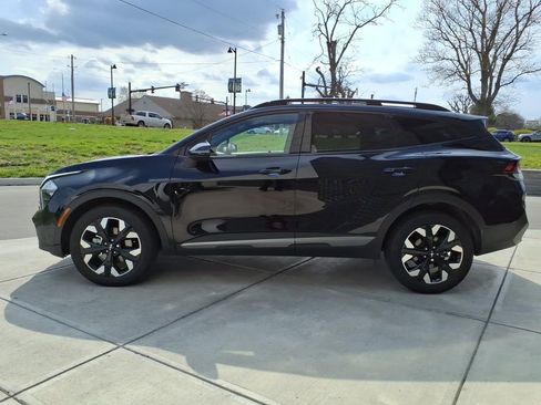 Used 2023 Kia Sportage X-Line w/ X-Line Premium Package image 4