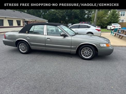 Used 2002 Mercury Grand Marquis GS image 2