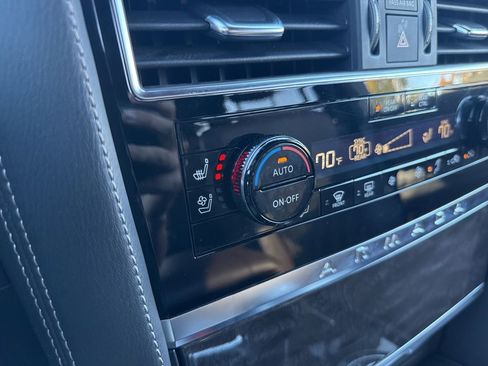 Used 2024 Nissan Armada Platinum w/ Captain's Chairs Package image 24