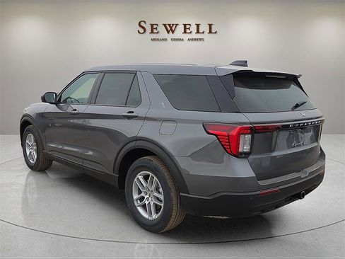 New 2026 Ford Explorer Active image 3