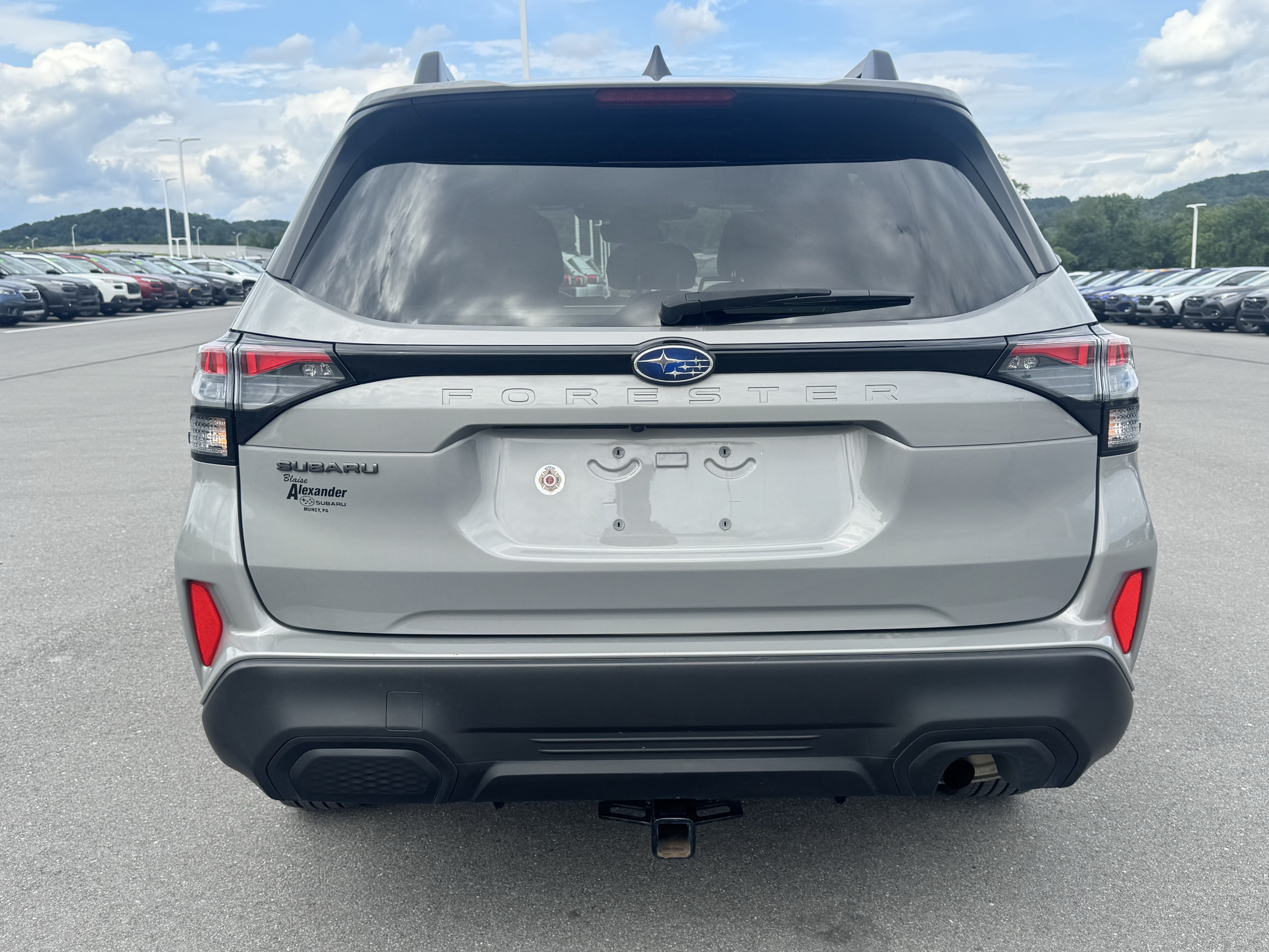 Certified 2025 Subaru Forester Premium w/ Convenience Package #1 AWD/4WD image 4