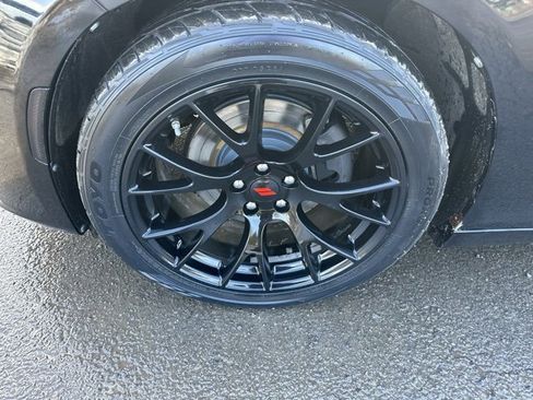 Used 2015 Dodge Charger R/T w/ Plus Group image 10