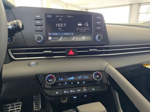 New 2026 Hyundai Elantra SEL Sport Premium FWD image 25