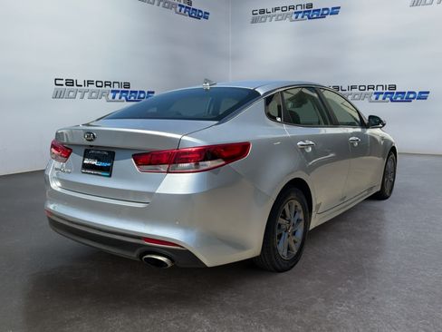 Used 2020 Kia Optima LX FWD image 5