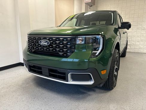 Used 2025 Ford Maverick Lariat w/ 4K Tow Package AWD/4WD image 39
